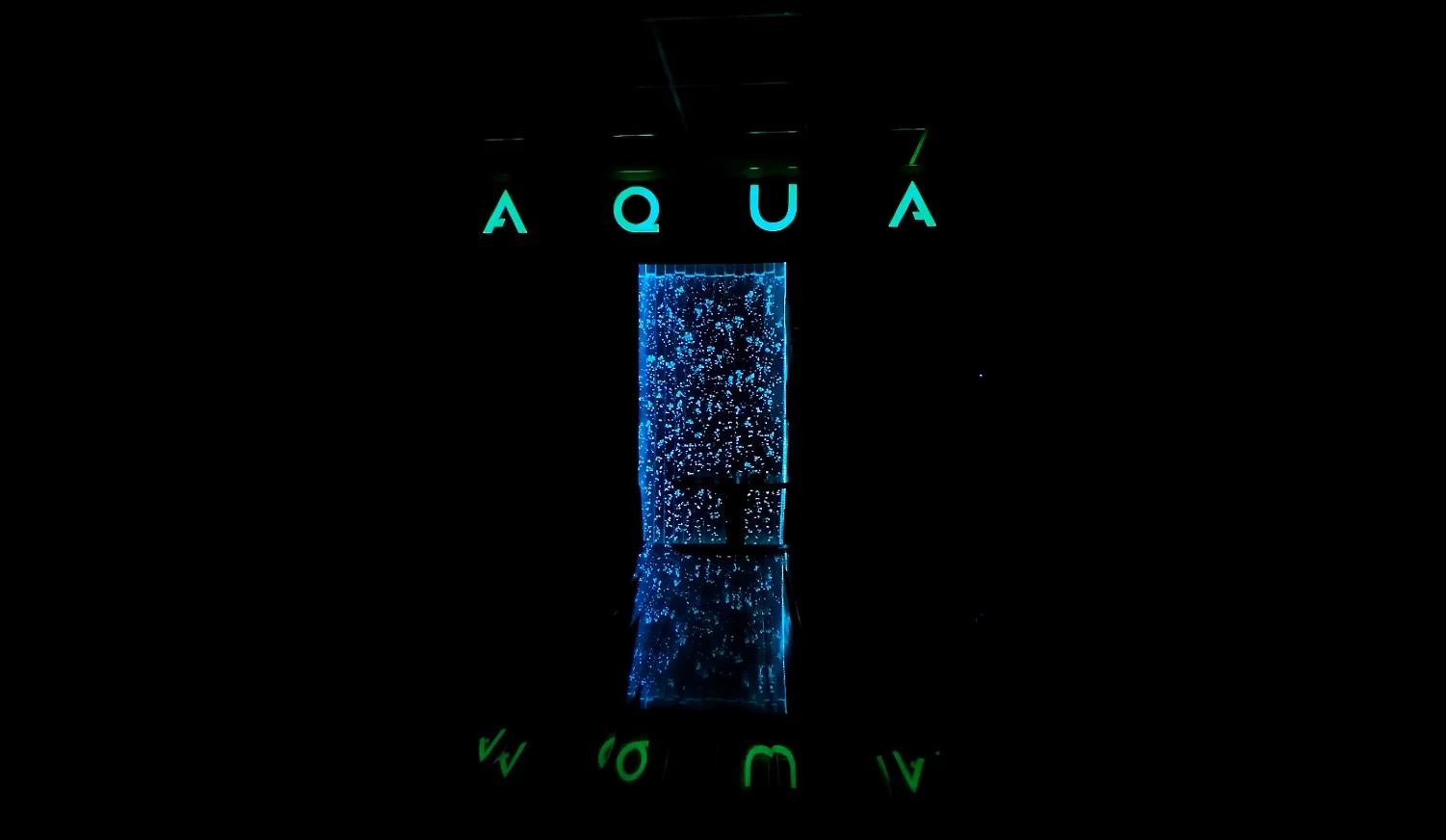 Club Aqua unutrašnjost 2